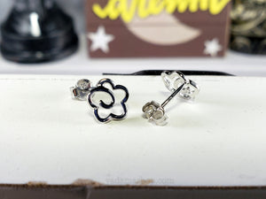 Open Flower Stud Earrings