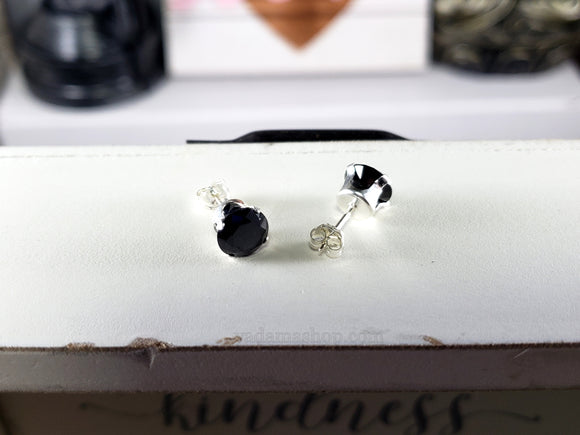 Black Round Cubic Zirconia Stud Earrings 7mm